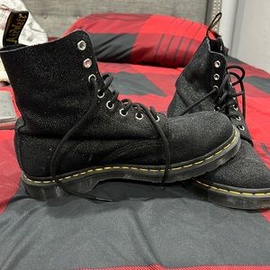 Dr. Marten’s 1460 Pascal boots